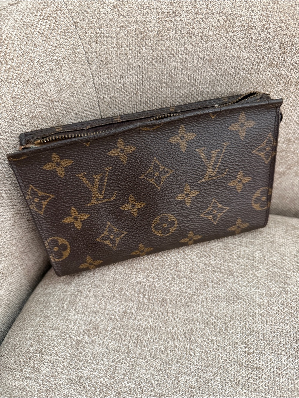 Louis Vuitton Monogram Canvas Card & Key Holder - Brown Monogram